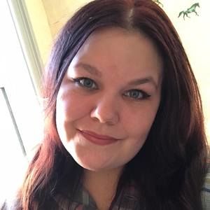 Meet your Posher, Casey